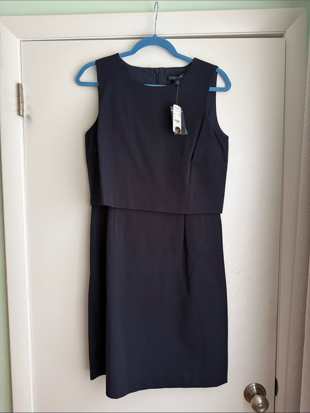 Brooks Brothers Classic Navy Sleeveless Layered Sheath Dress - size 6